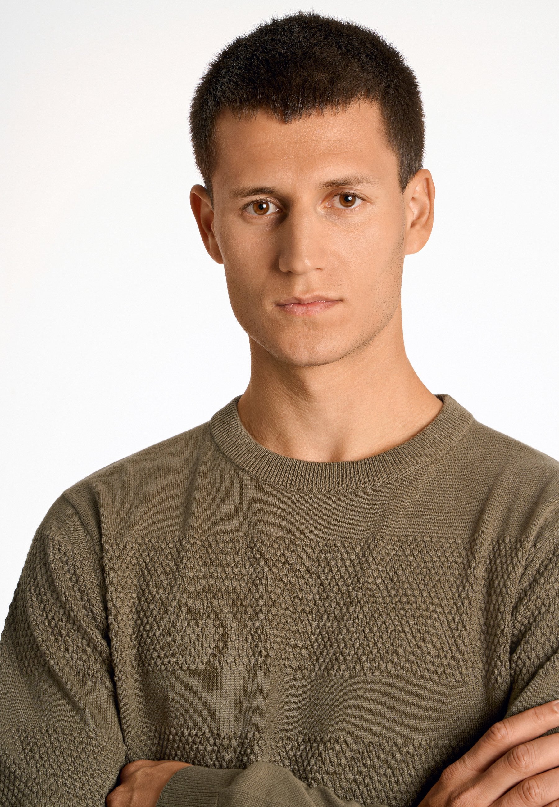 PURL O-NECK Media 6