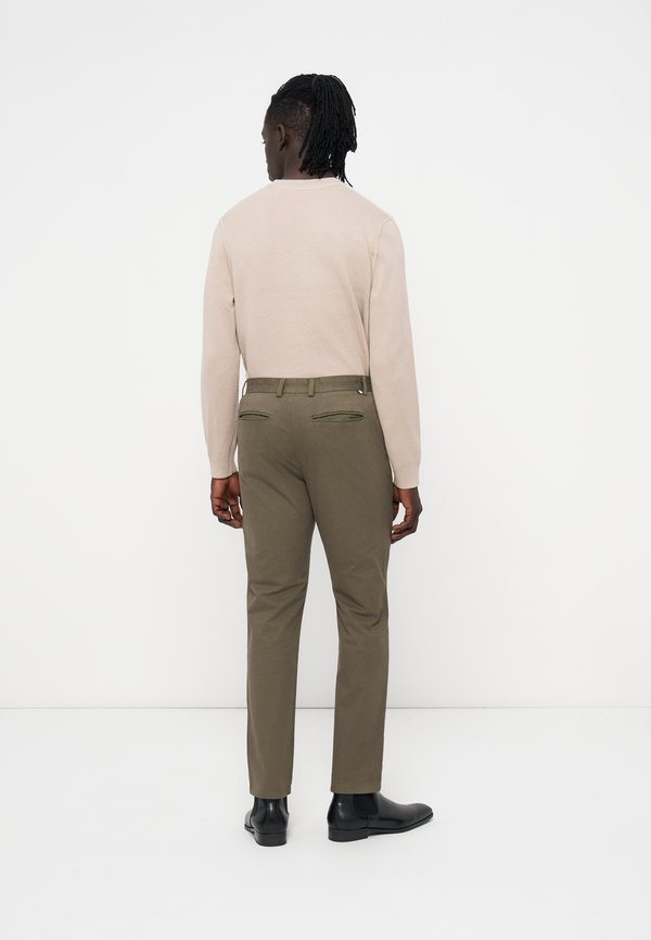 Ted Baker NUMERO