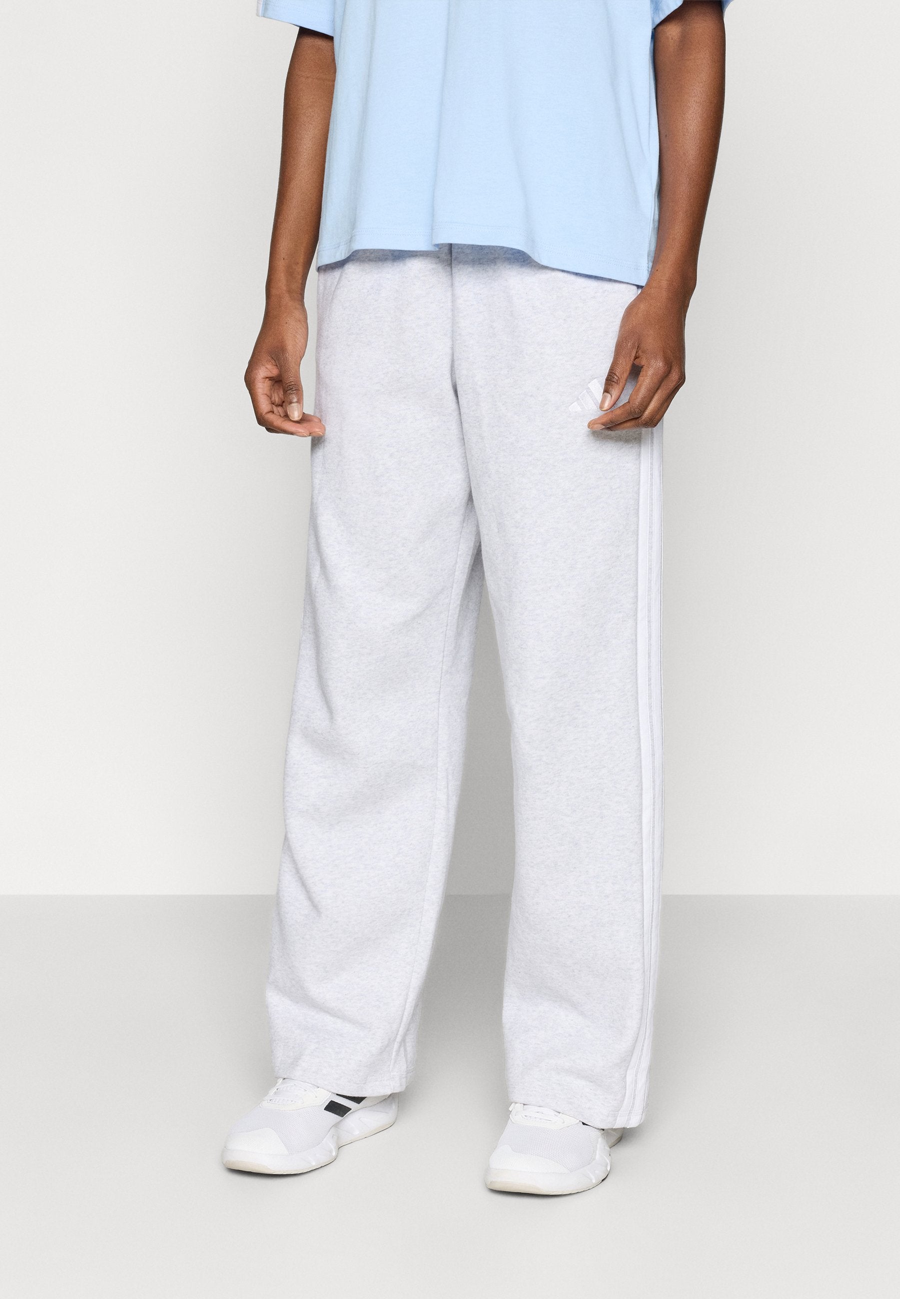 adidas Sportswear ESSENTIALS 3 STRIPES OPEN HEM PANTS