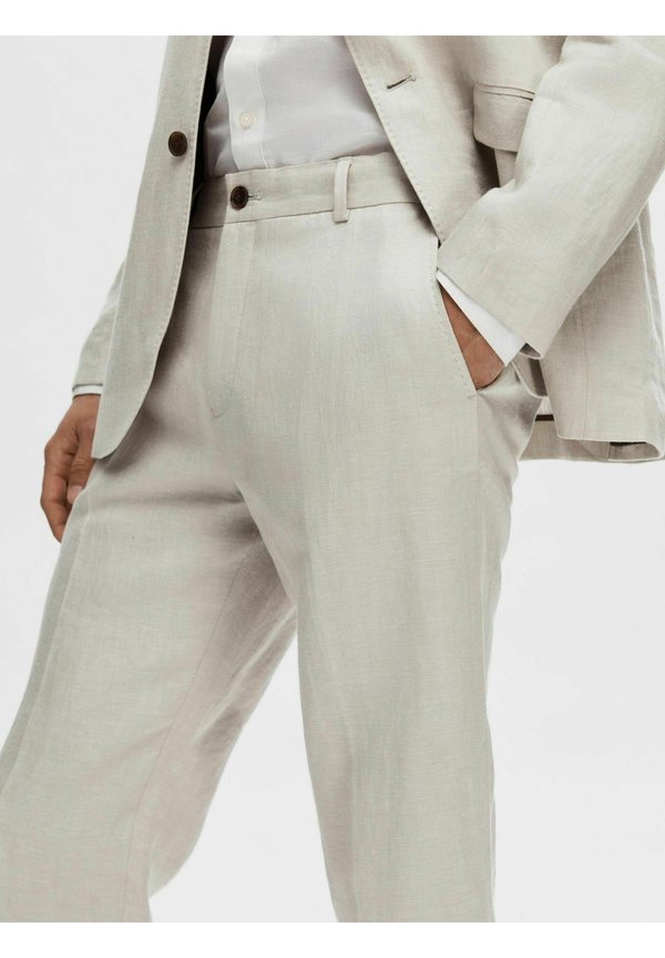Selected Suit 100% linen