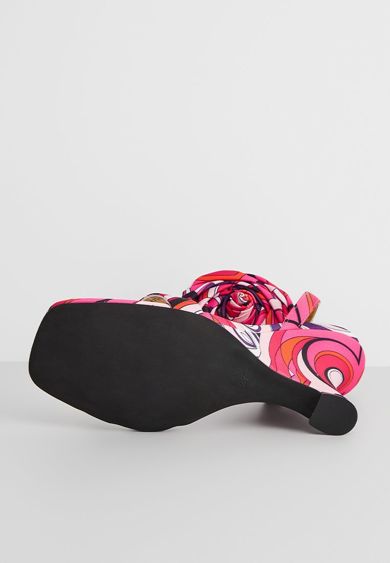 Jeffrey Campbell WILDFLOWER