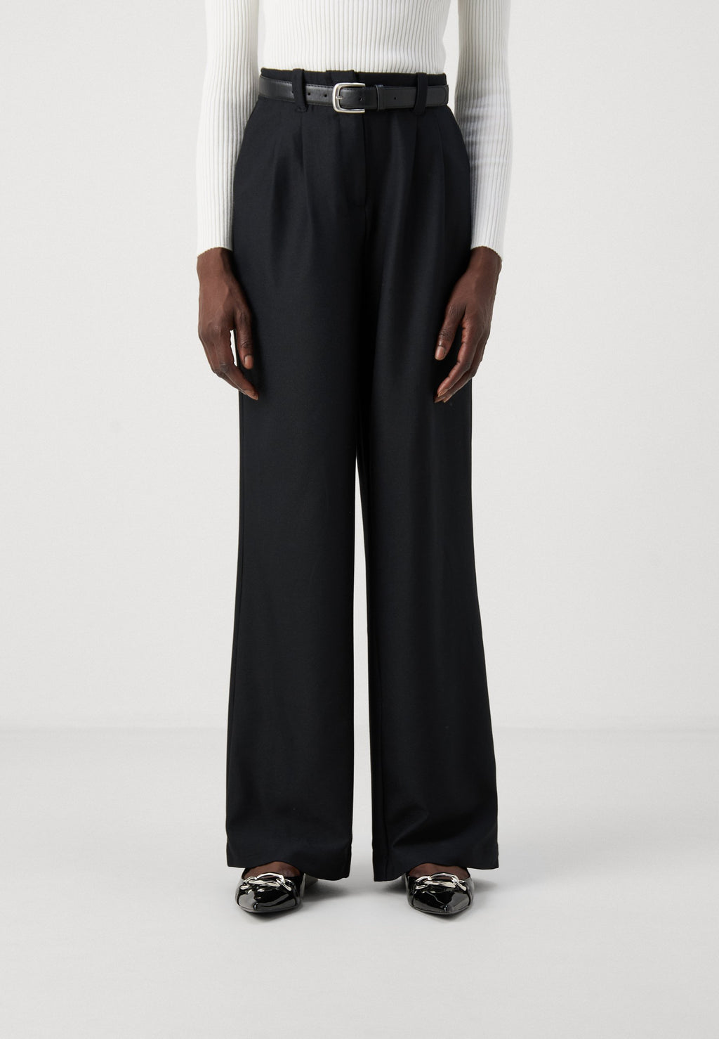 Vero Moda Tall VMSELAH WIDE BELTED PANTS