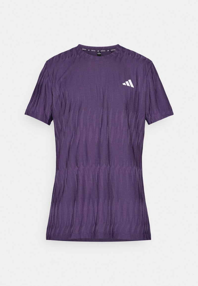 FREELIFT TEE Media 1