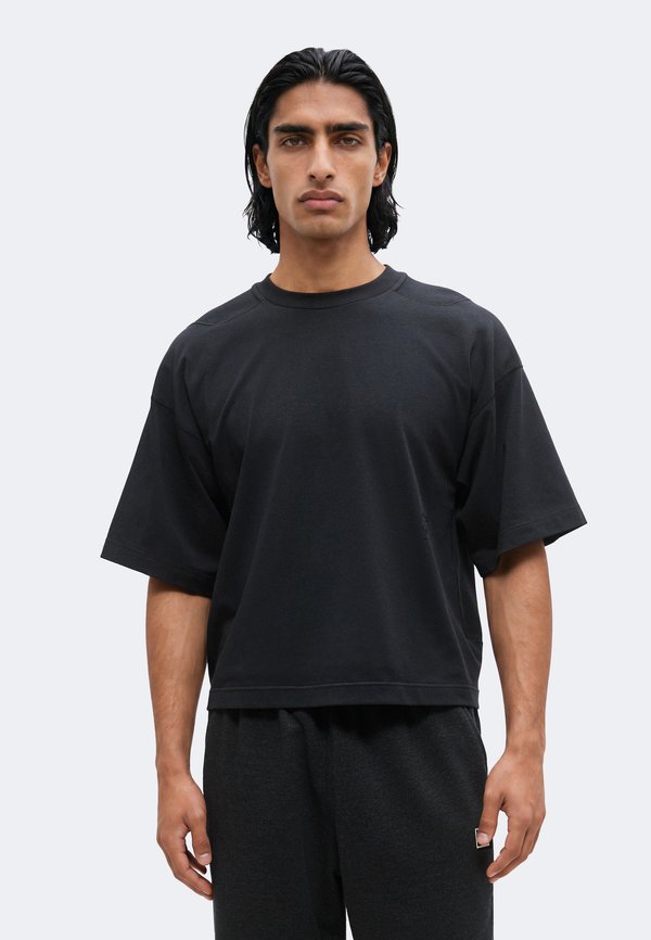 Nike Performance BOXY - Sports T-shirt - black