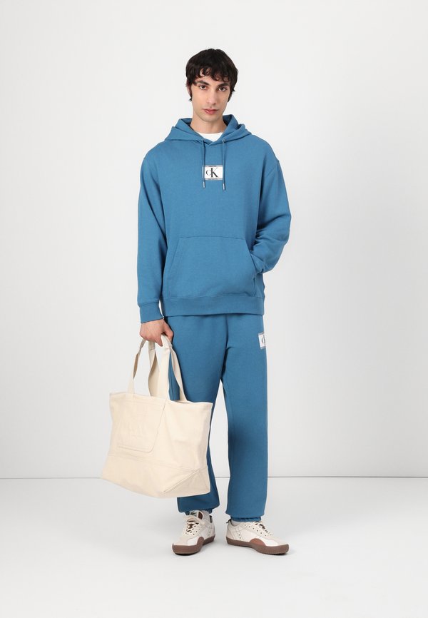 Calvin Klein UNISEX