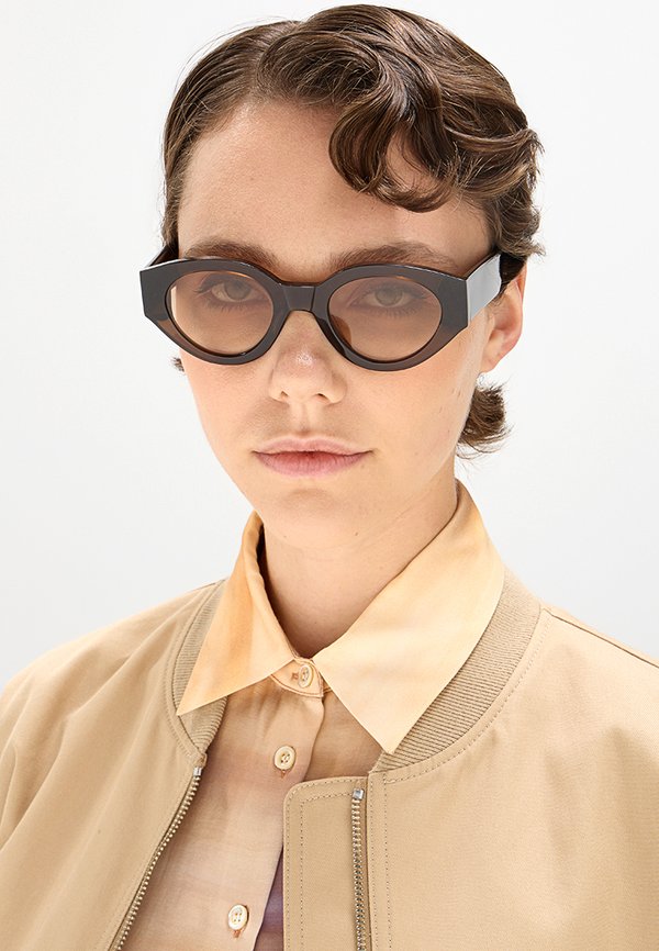 MONOKEL EYEWEAR POLLY
