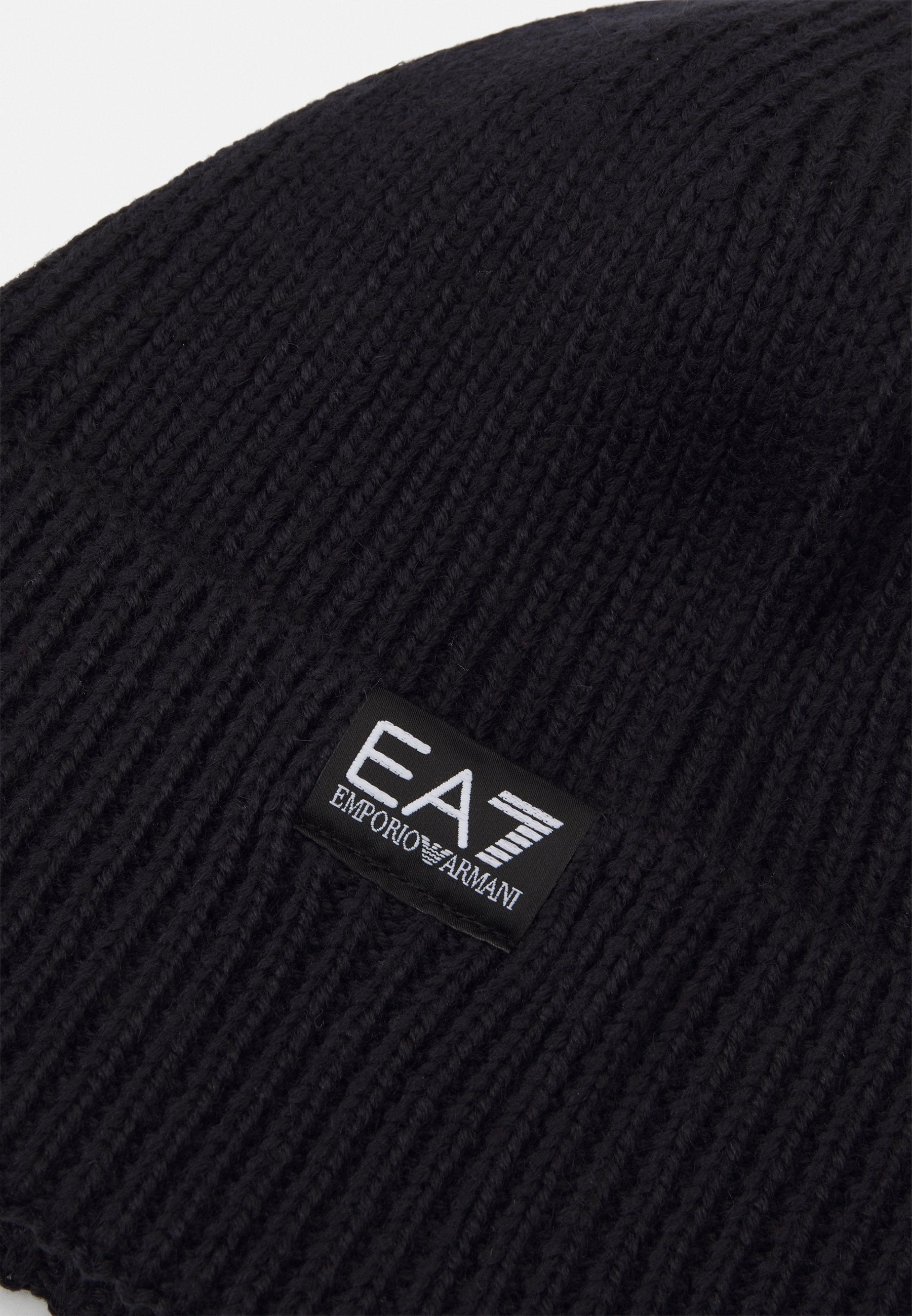 MOUNTAIN CORE BEANIE UNISEX Media 3