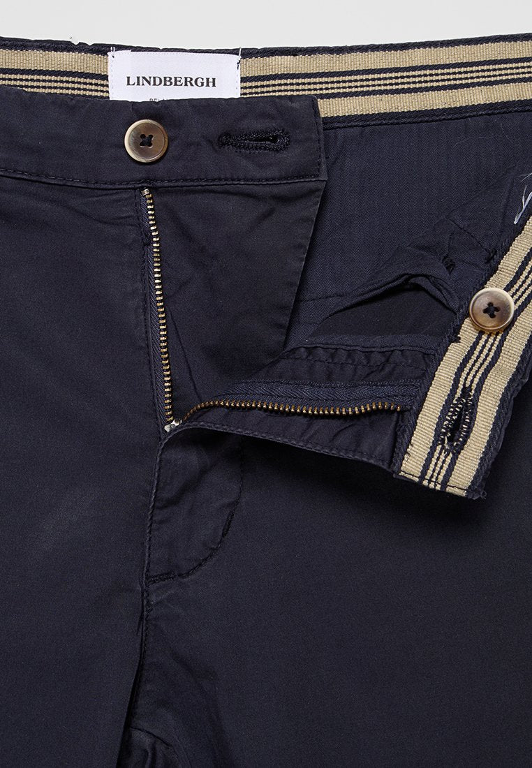 RELAXED FIT  Media 4