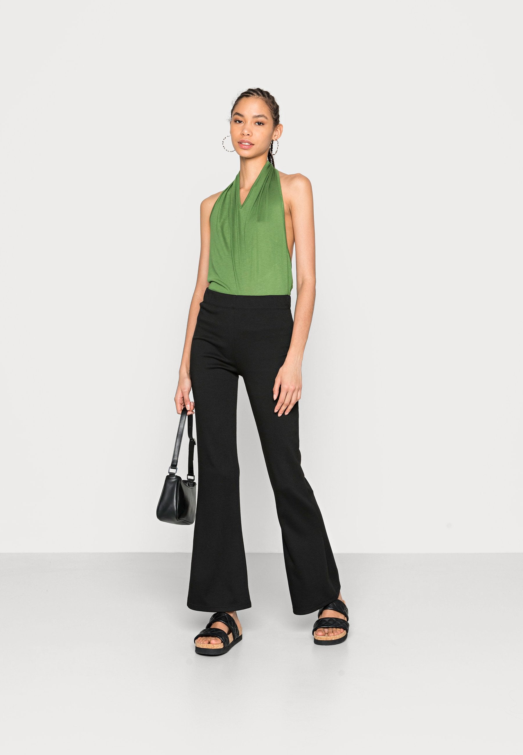 NU-IN TWISTED HALTERNECK