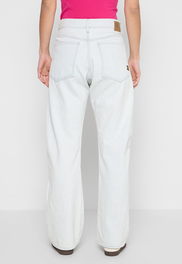 BOWEY BOYFRIEND FIT Media 3
