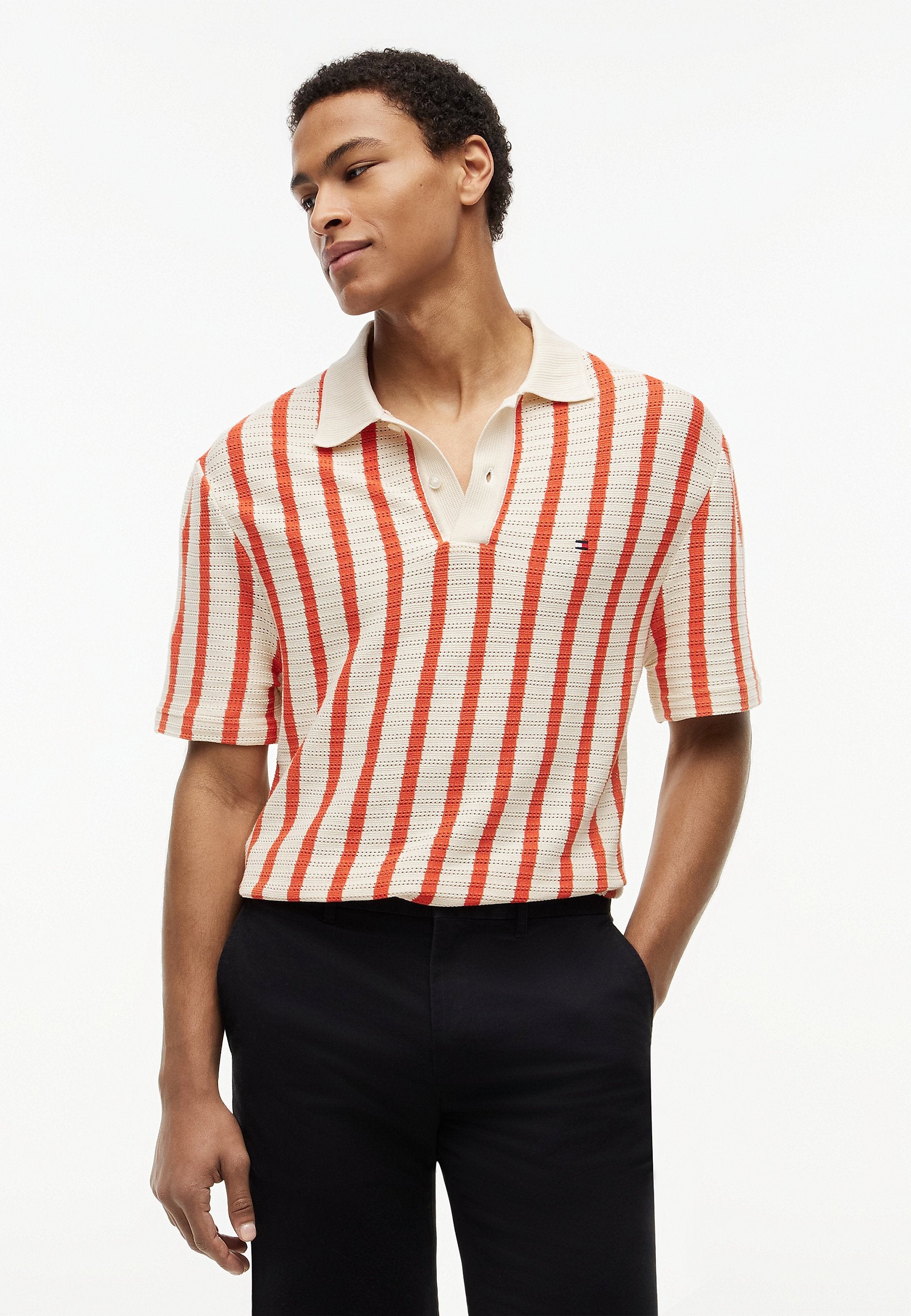 OPEN RELAXED FIT Media 2