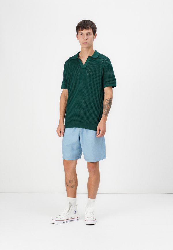 GAP EWAIST