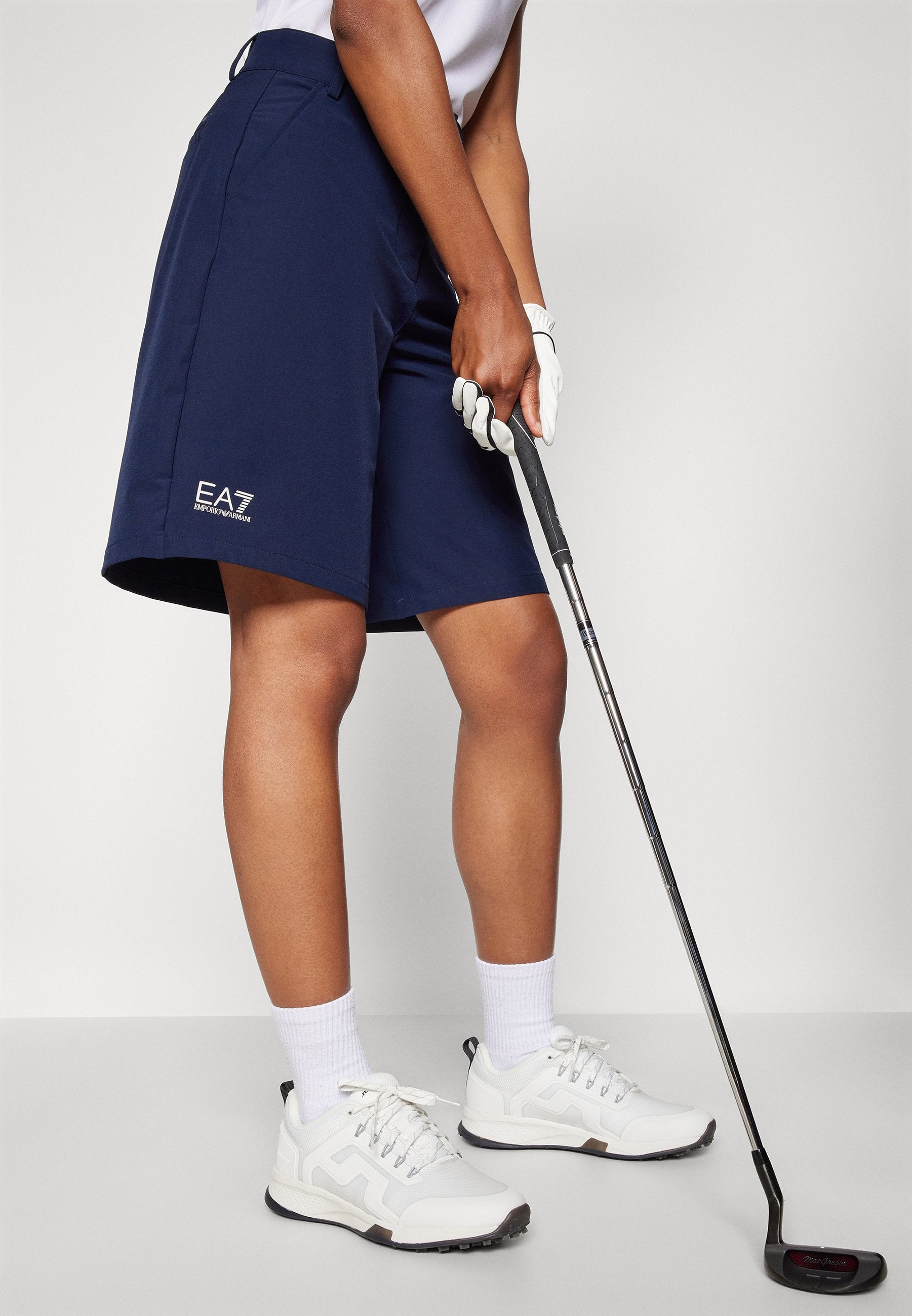 GOLF PRO SHORTS Media 5
