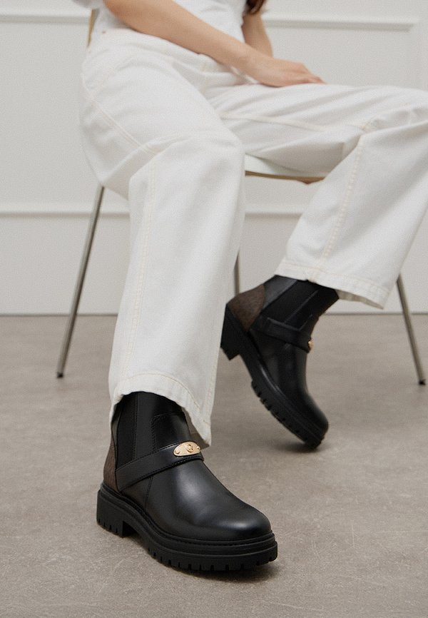 Michael Kors MACKENZIE