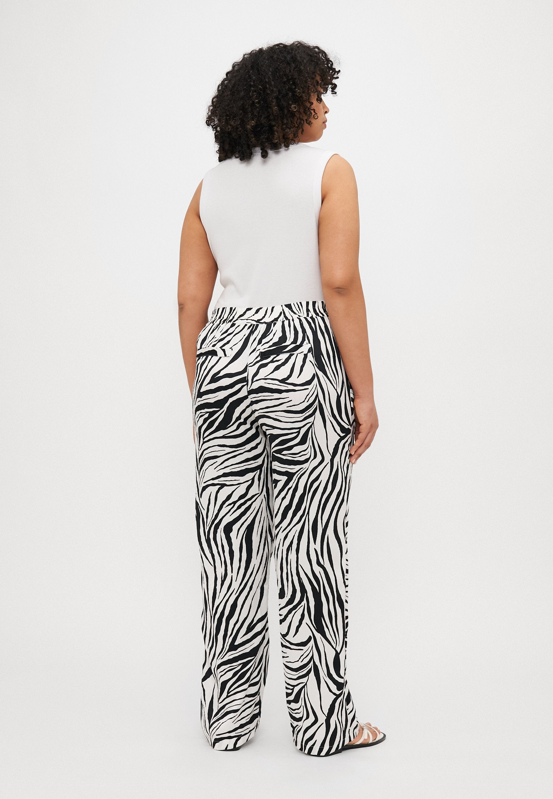 Wide-leg CARYAVA Regular Fit Media 4