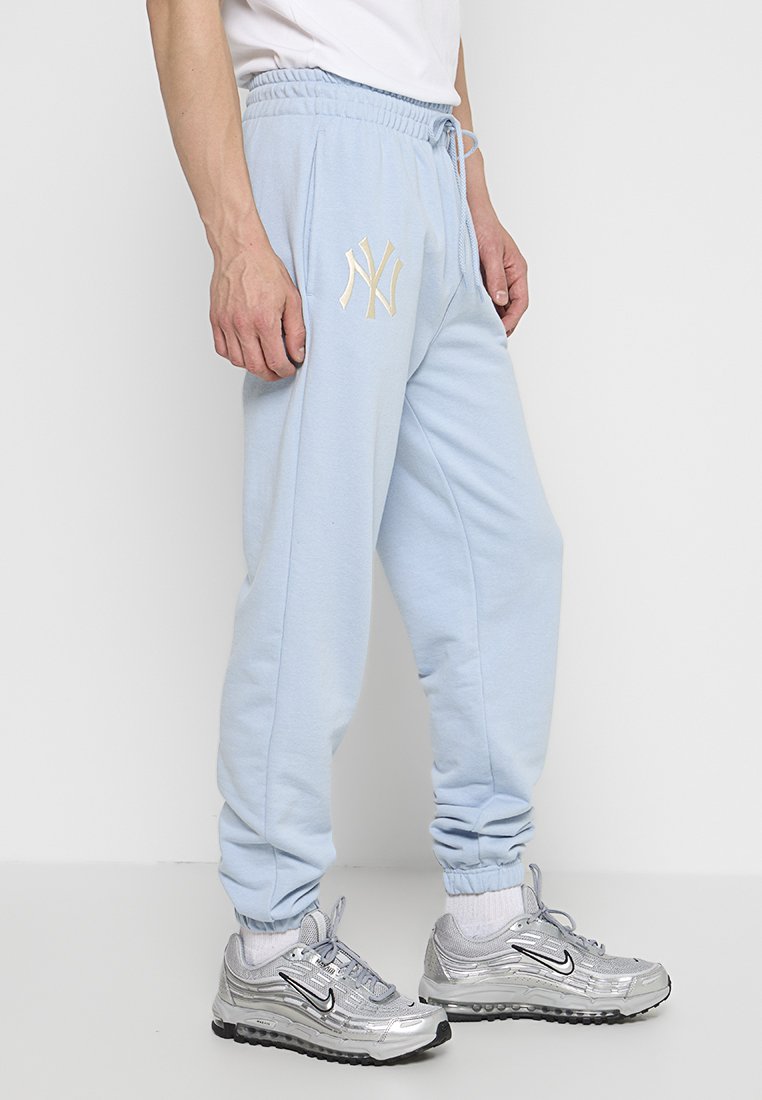 New Era RELAXED FIT