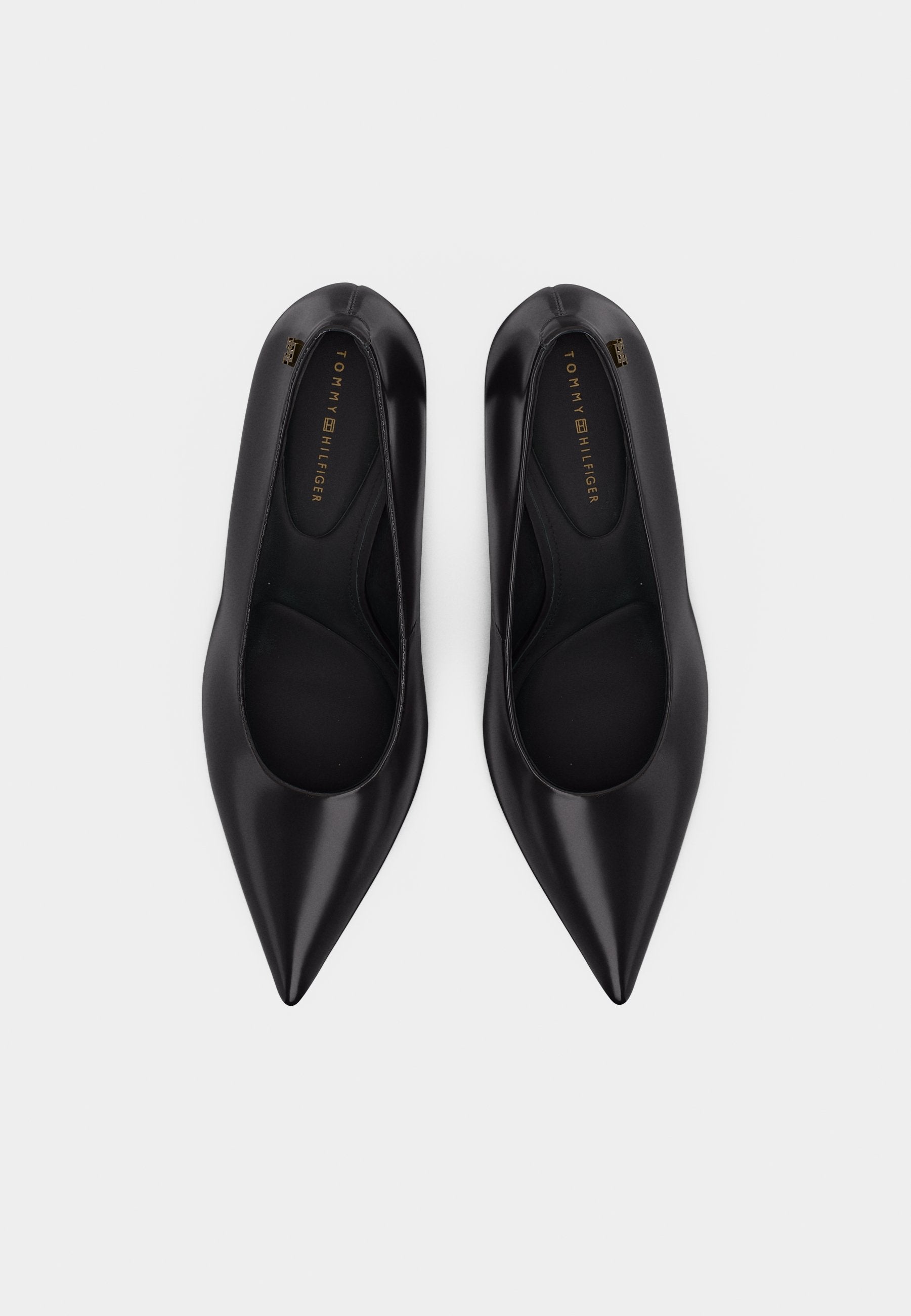 TH MONOGRAM SHINY LEATHER HIGH HEELS Media 5