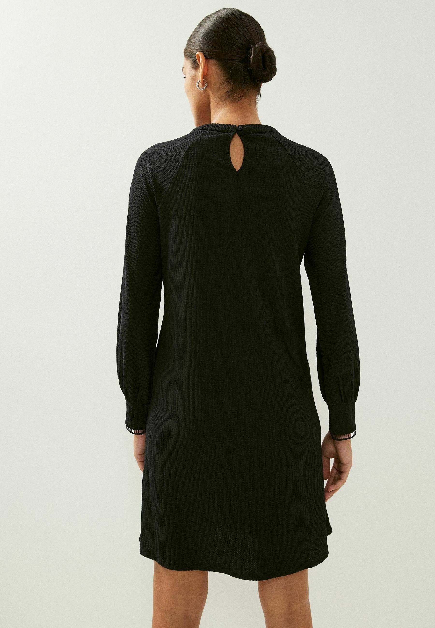 Next LONG SLEEVE LADDER DETAIL