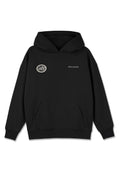 Schwarzer Pullover-Hoodie mit großer Fronttasche, gerippten Ärmelabschlüssen und Saum, mit einem kreisförmigen Logo auf der Brust und dem Aufdruck "PEGADOR" auf der Vorderseite.
