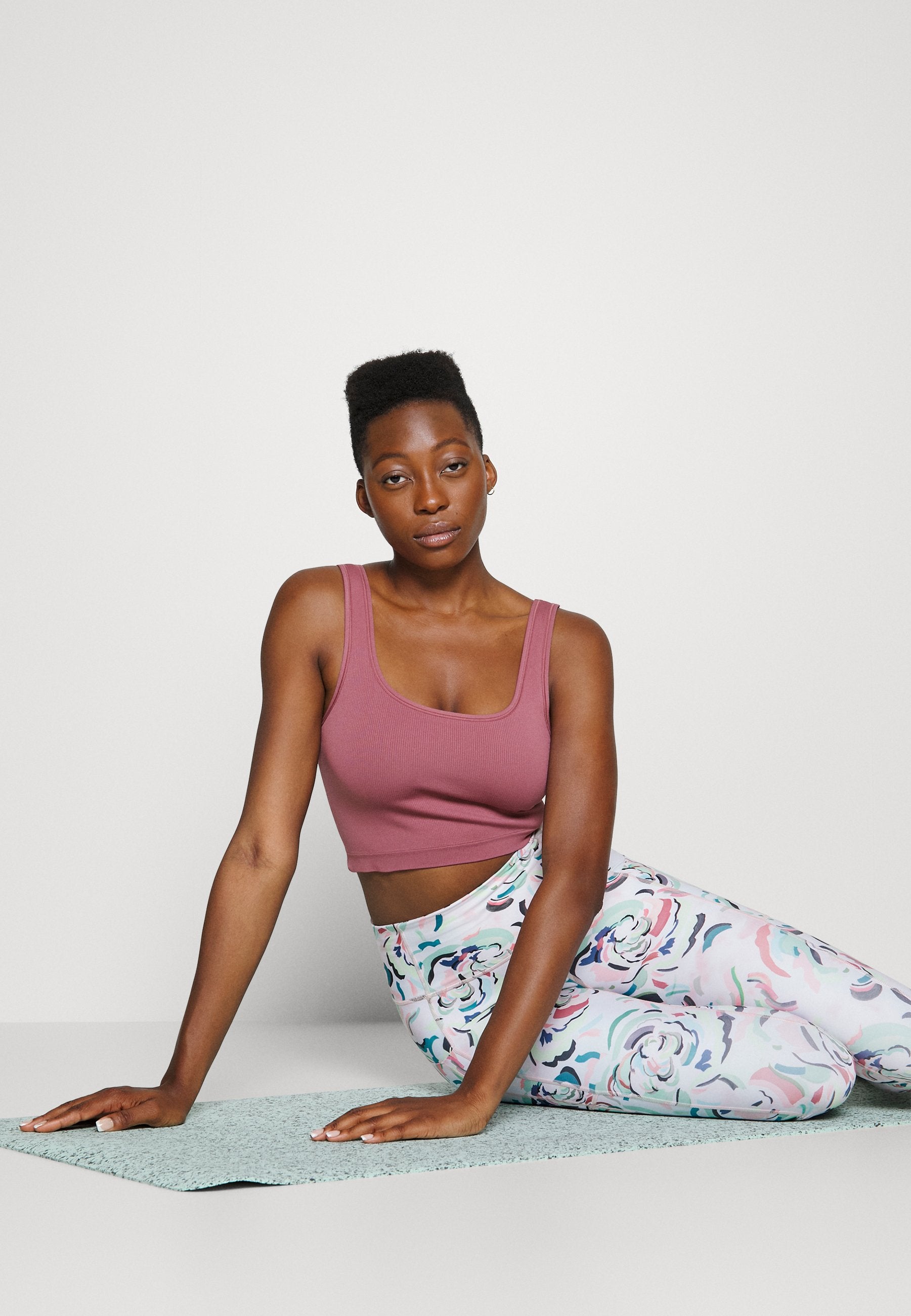 Athleta AURORA SCOOP CROP TANK