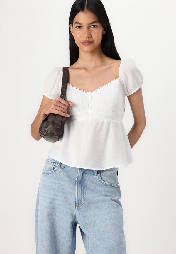 Abercrombie & Fitch Curve Love High Rise Wide Leg Jean