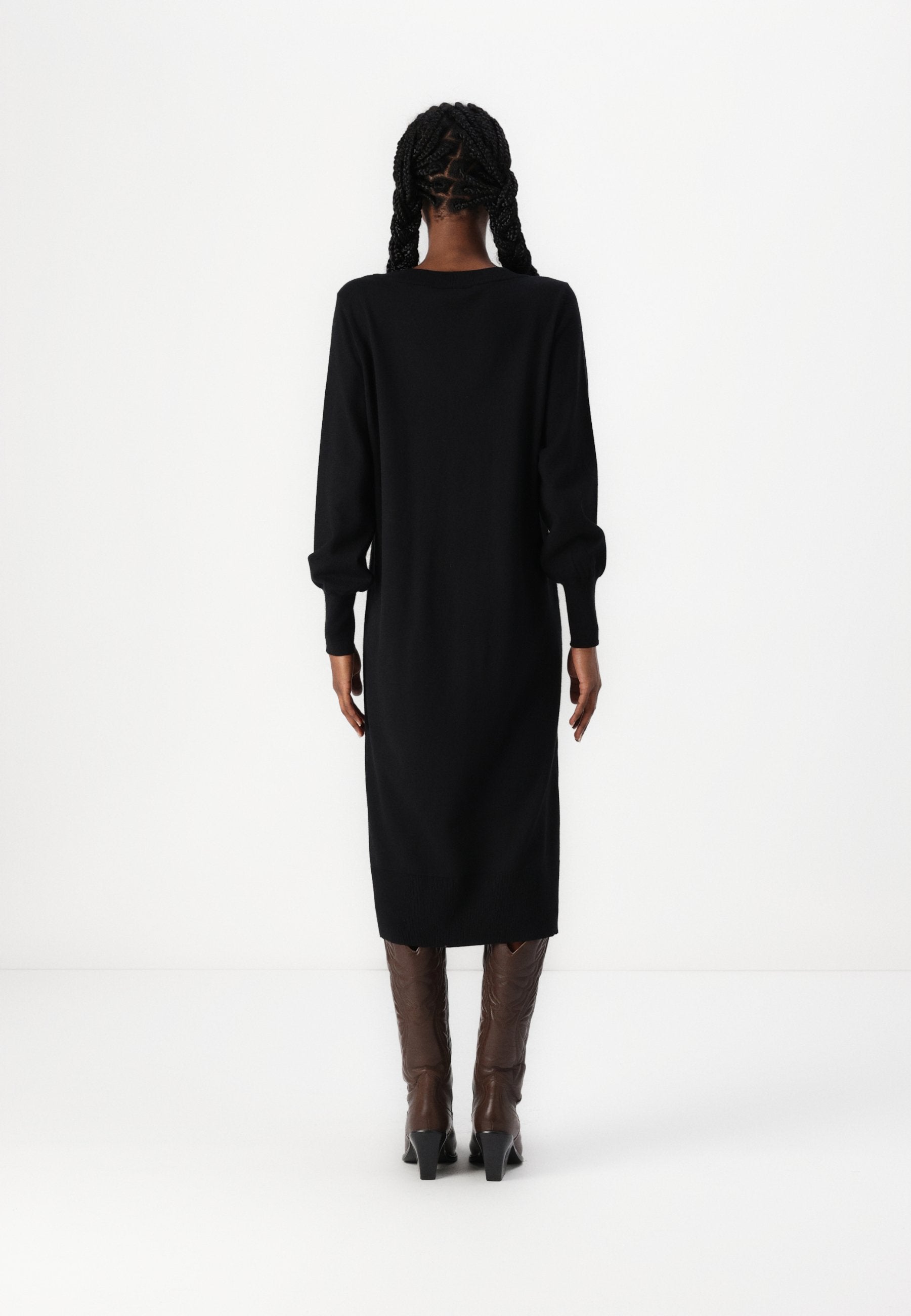 VILA VIAMANDA LONG V NECK DRESS