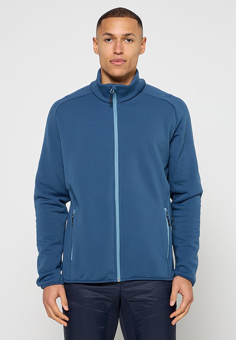 Blauer Fleecejacke mit hohem Kragen, durchgehendem Reißverschluss und kontrastierenden hellblauen Akzenten. Verfügt über seitliche Reißverschlusstaschen und ein tailliertes Design.