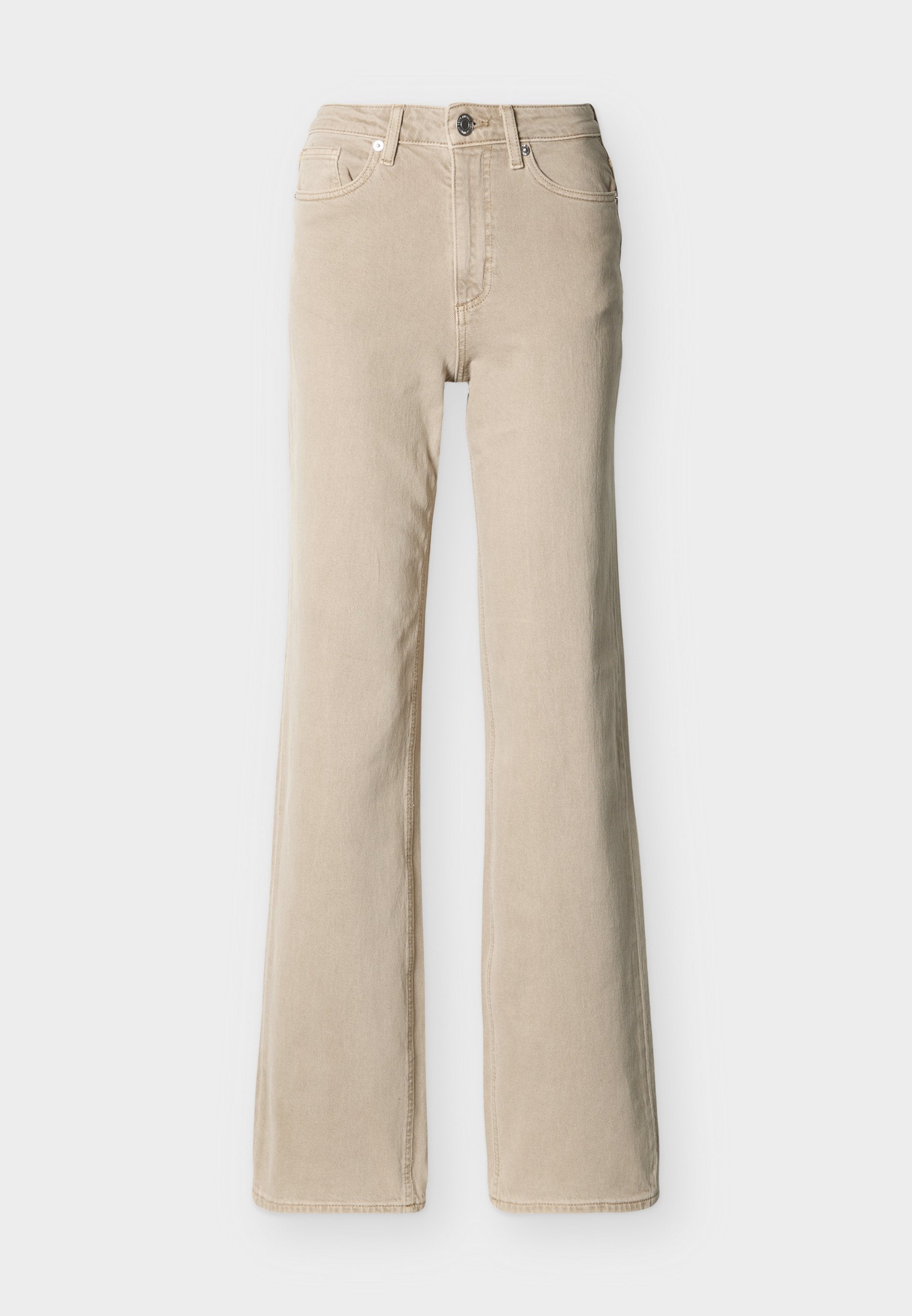 Beige hochtaillierte Jeans mit vorderer Knopfleiste und Reißverschluss, fünf Taschen und leicht ausgestelltem Bein vor einfarbigem Hintergrund.