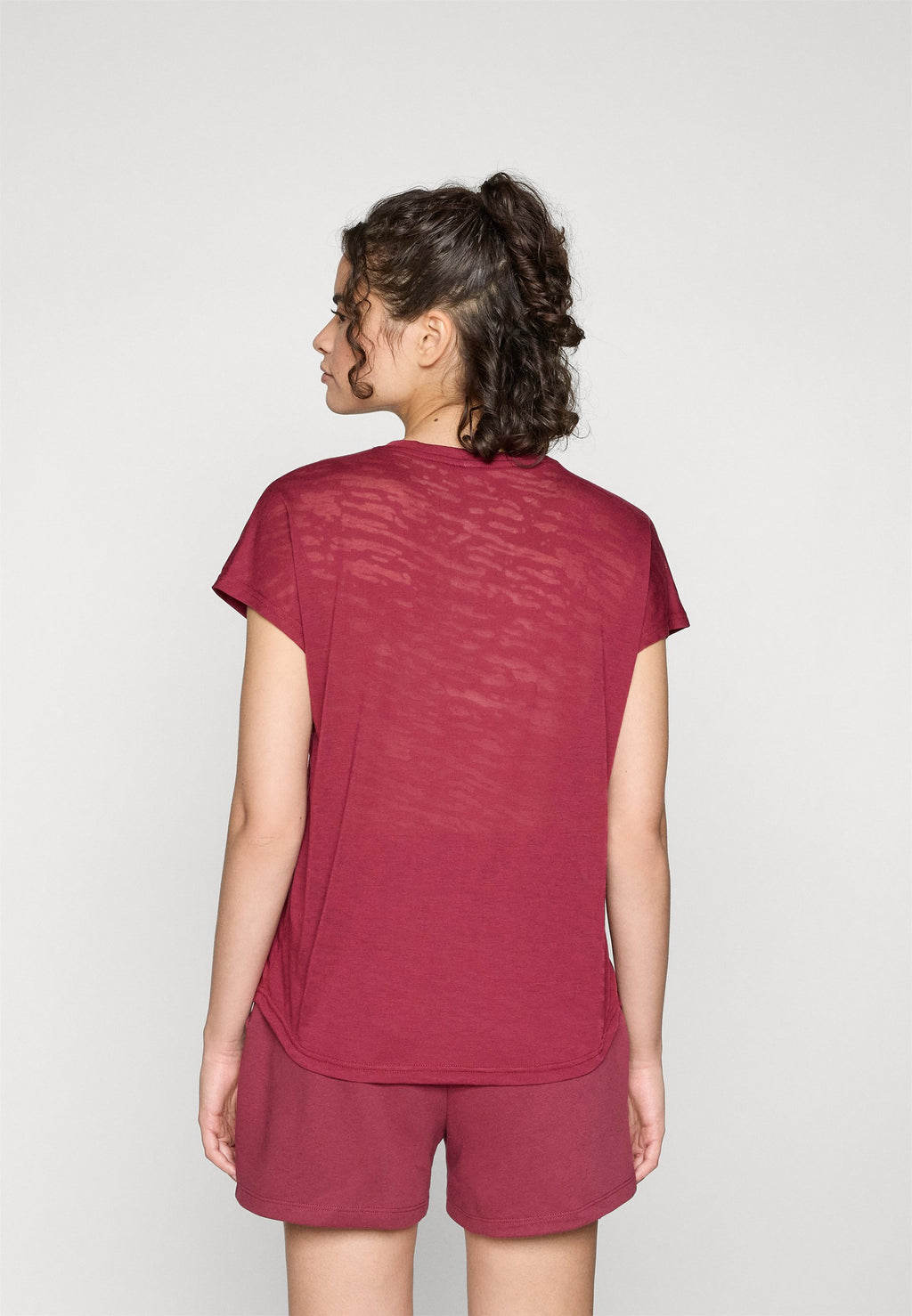 ONLY Play ONPAUB-SAGE ON BAT TEE