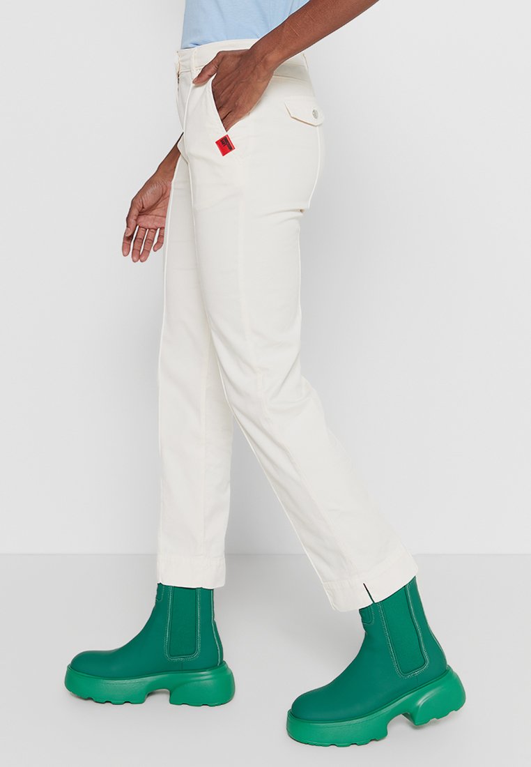 Love Moschino