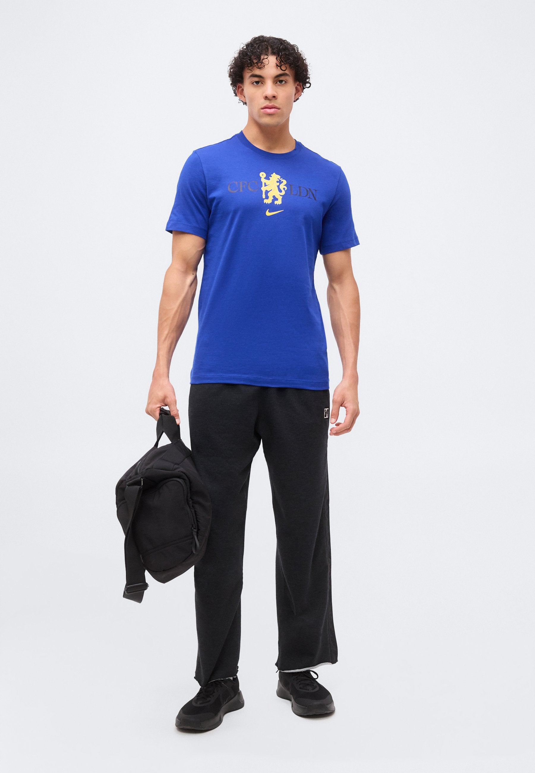 Nike Performance CHELSEA FC  CREST TEE
