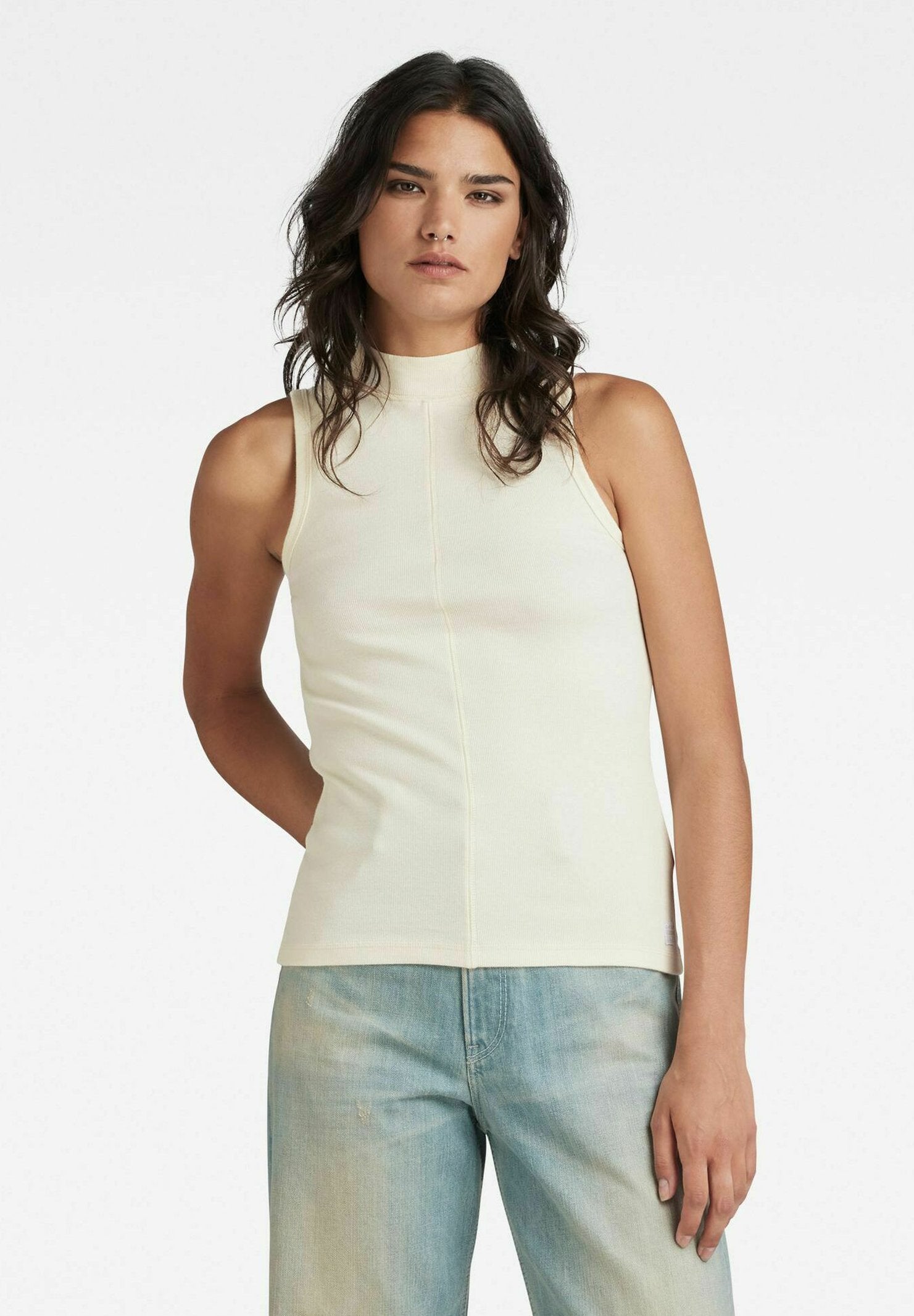 OPEN BACK MOCK SLIM Media 2