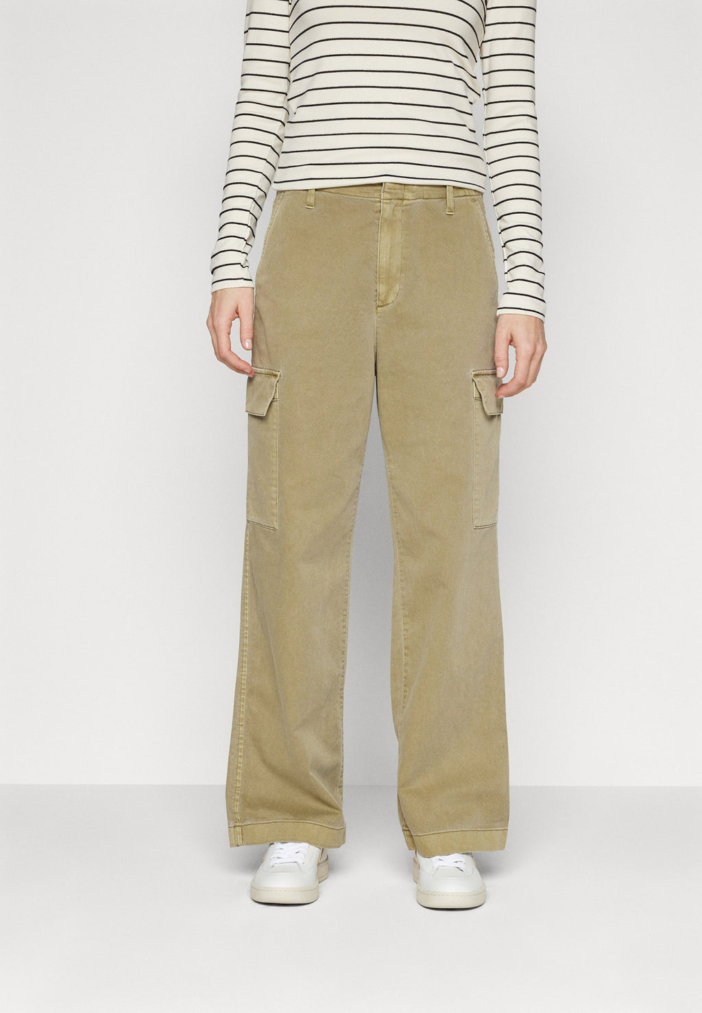 GAP LOOSE