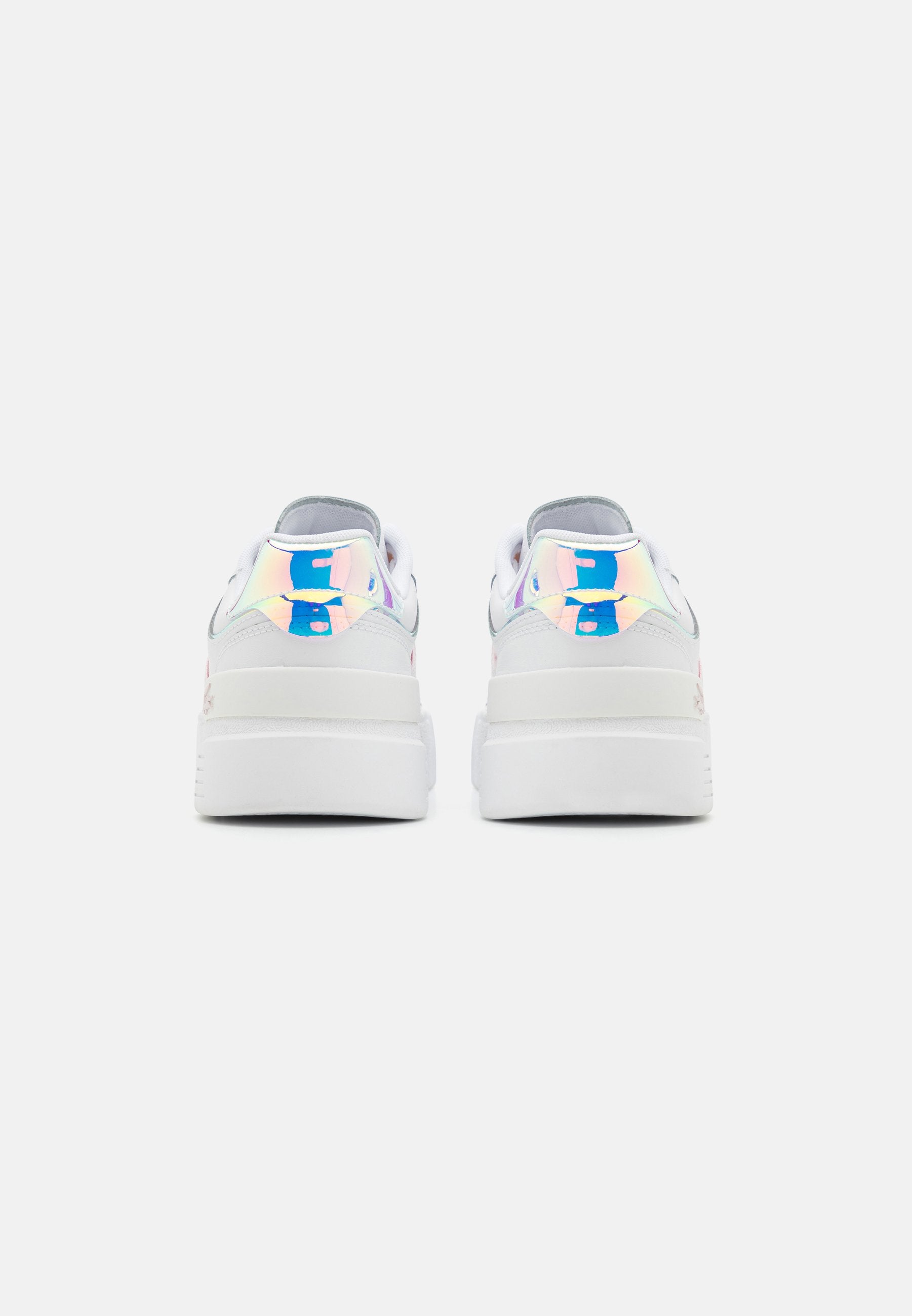 Lacoste L002 EVO
