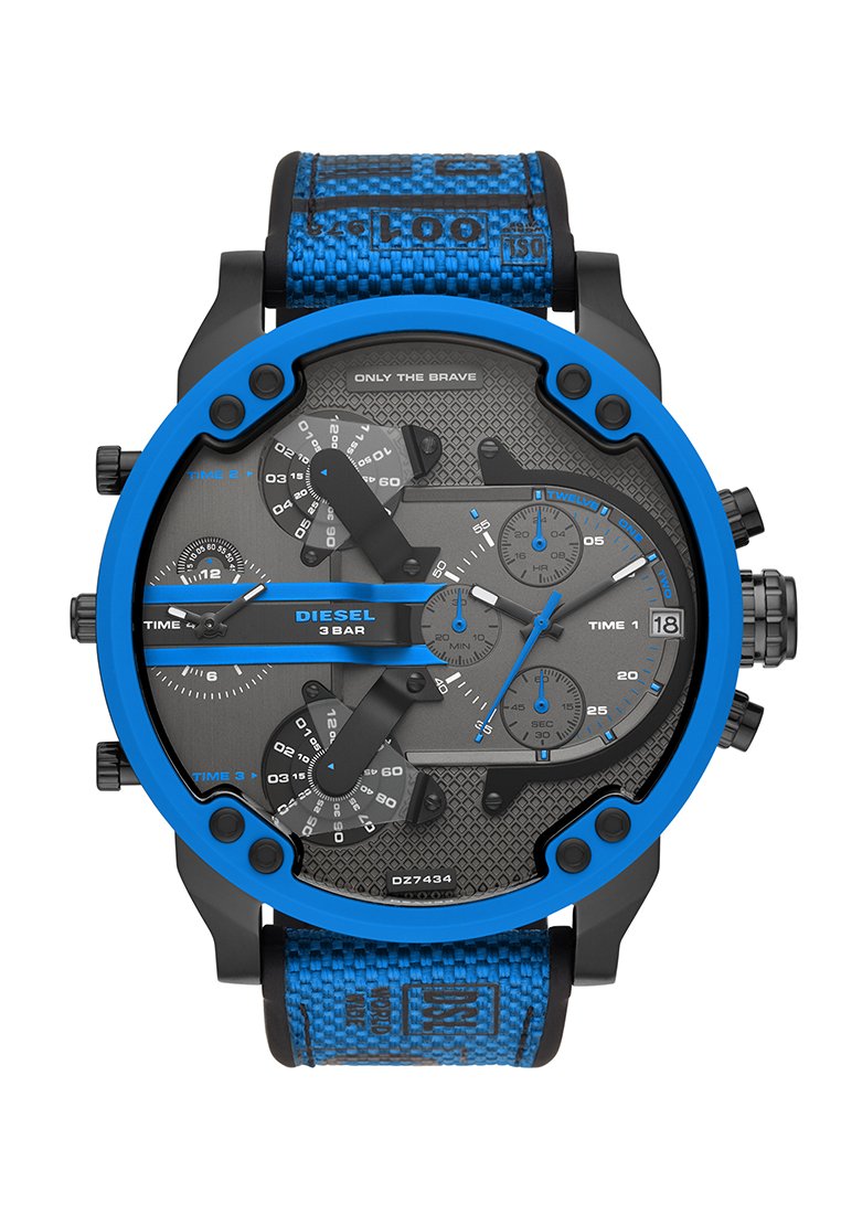 Herren Diesel Multifunktionsarmbanduhr in Blau und Schwarz mit drei Zeitzonen, Chronographenunterzifferblättern, Datumsanzeige und strukturiertem Textilarmband.