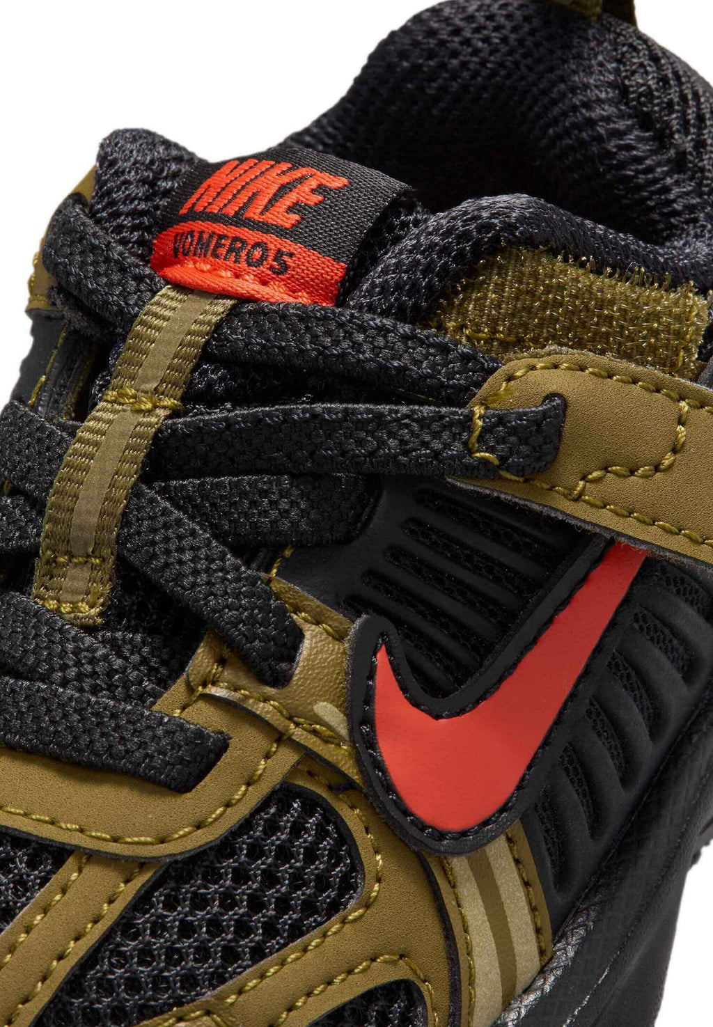 Nike Sportswear VOMERO 5 BT