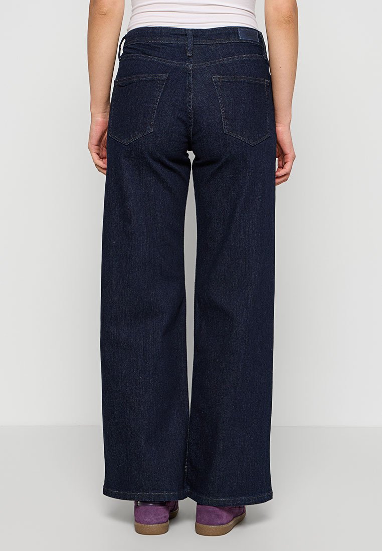 s.Oliver Jeans Relaxed Fit Media 3