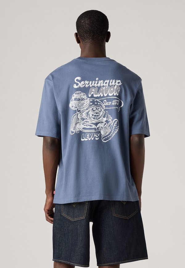 Levi's® LSE HALF SLEEVE GR PCKT - Print T-shirt - flavor lvintage indigo white logo