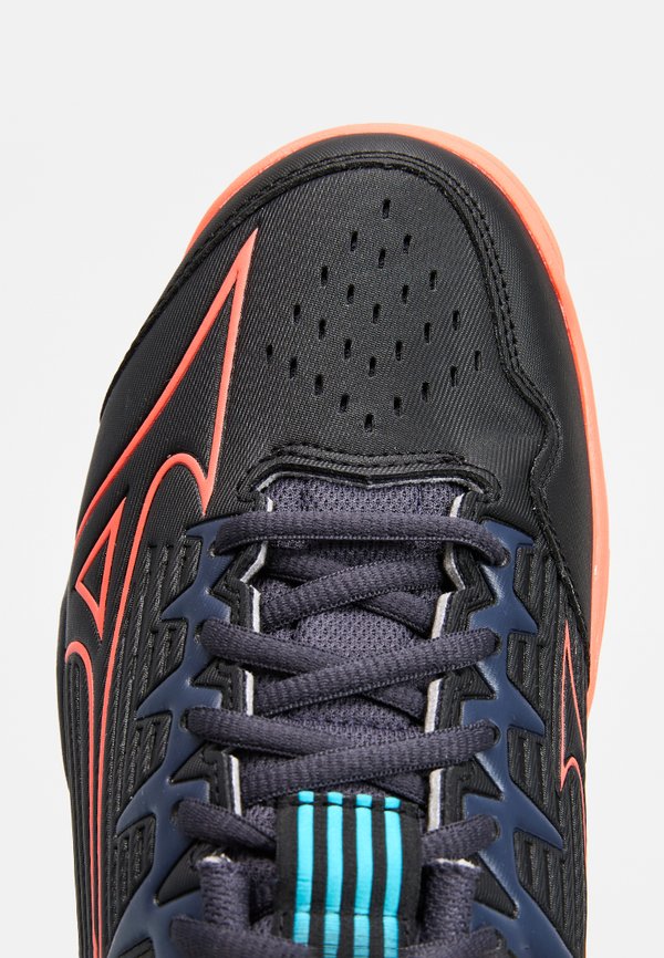 Mizuno WAVE LYNX 2