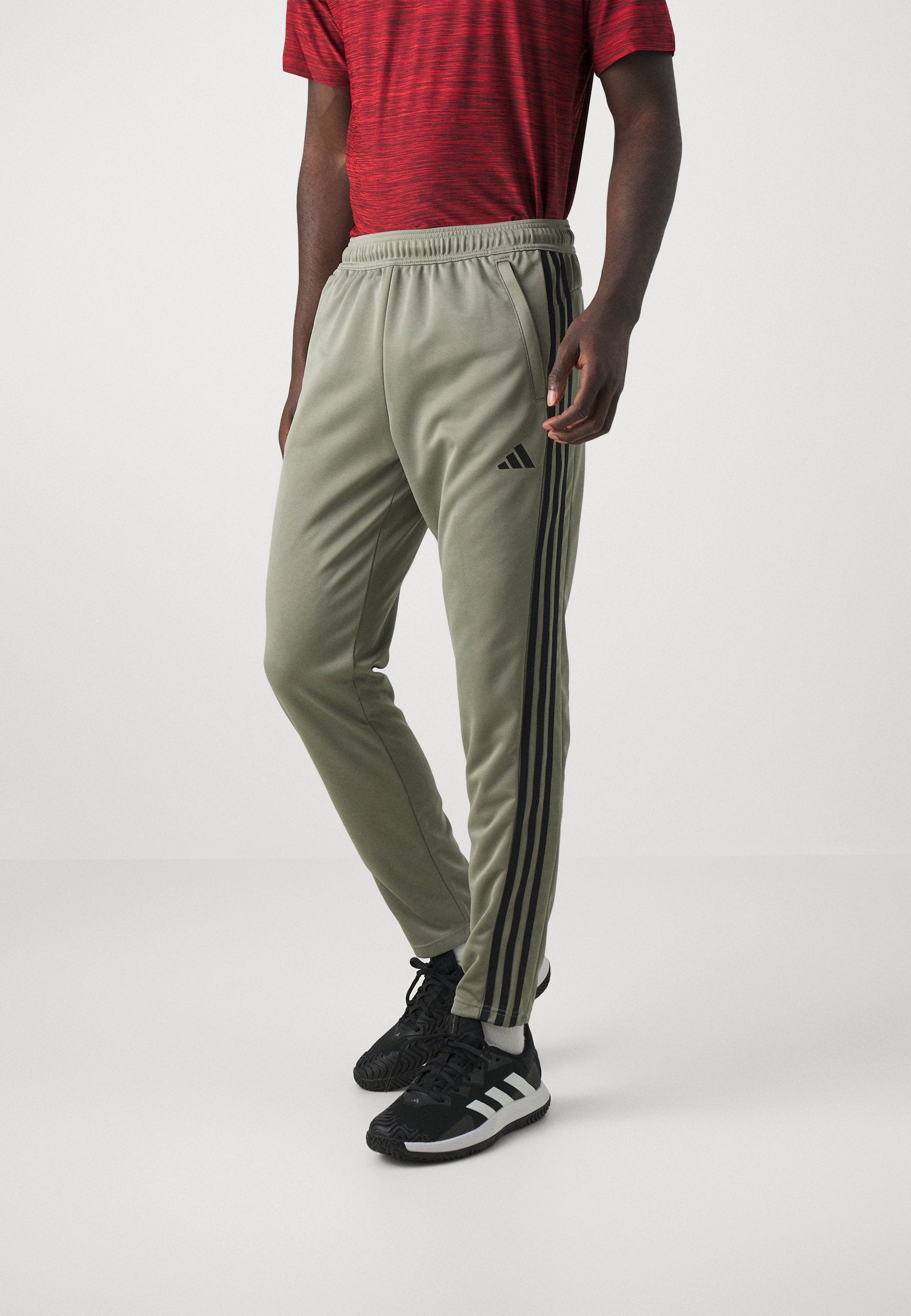 adidas Performance TRAIN ESSENTIALS 3-STRIPES