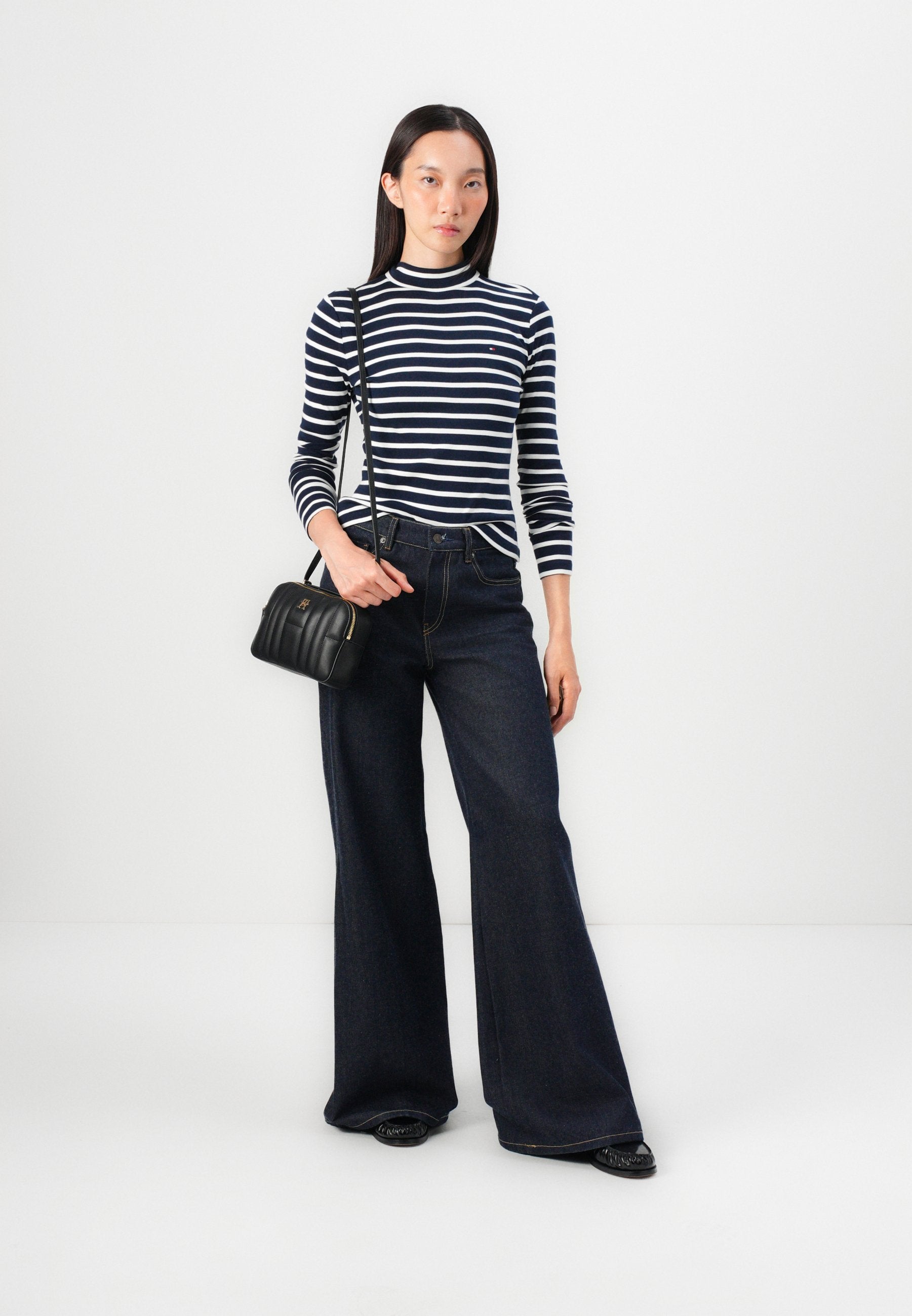 CODY MOCK SLIM FIT Media 2