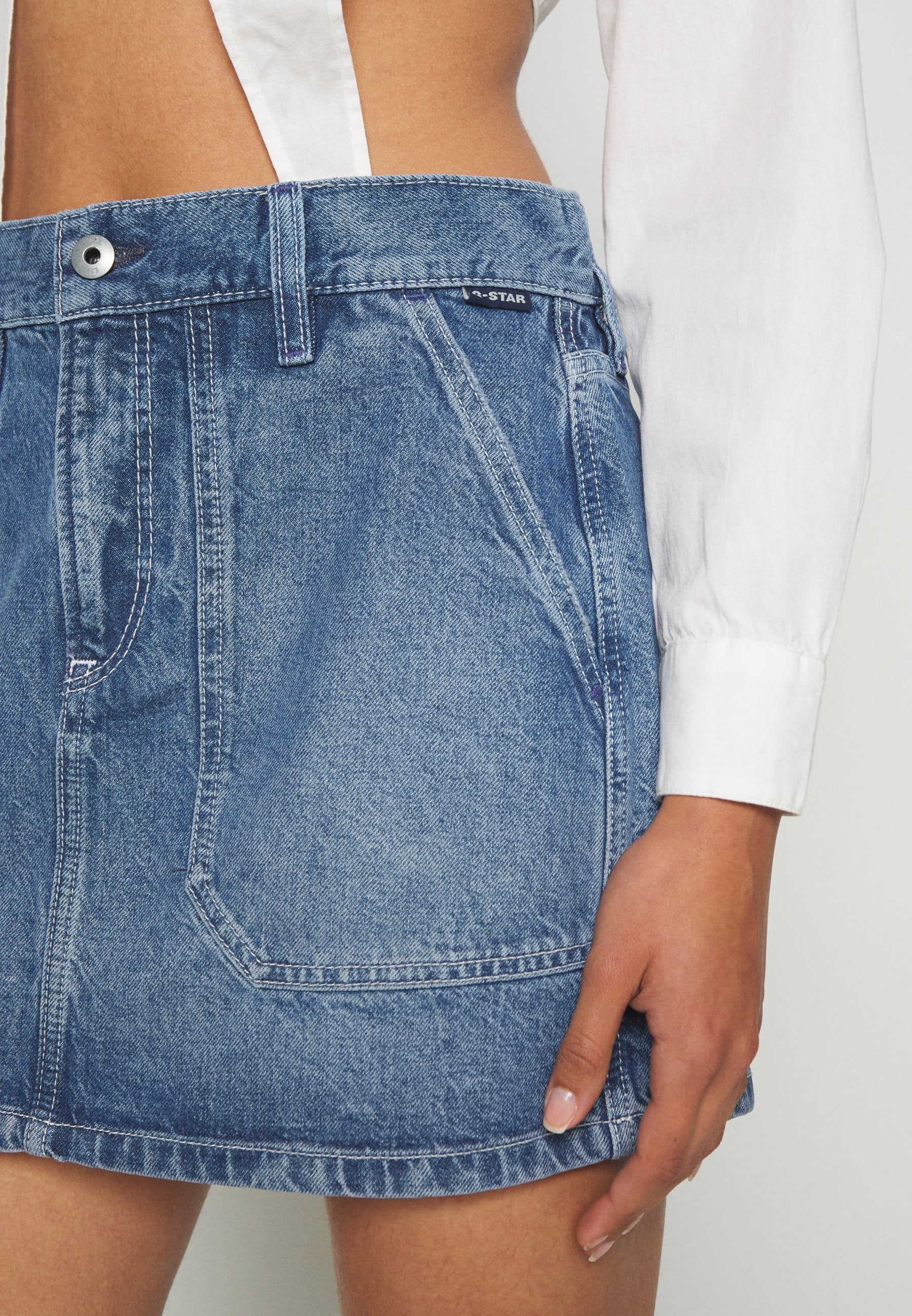 CARPENTER SKIRT Media 7