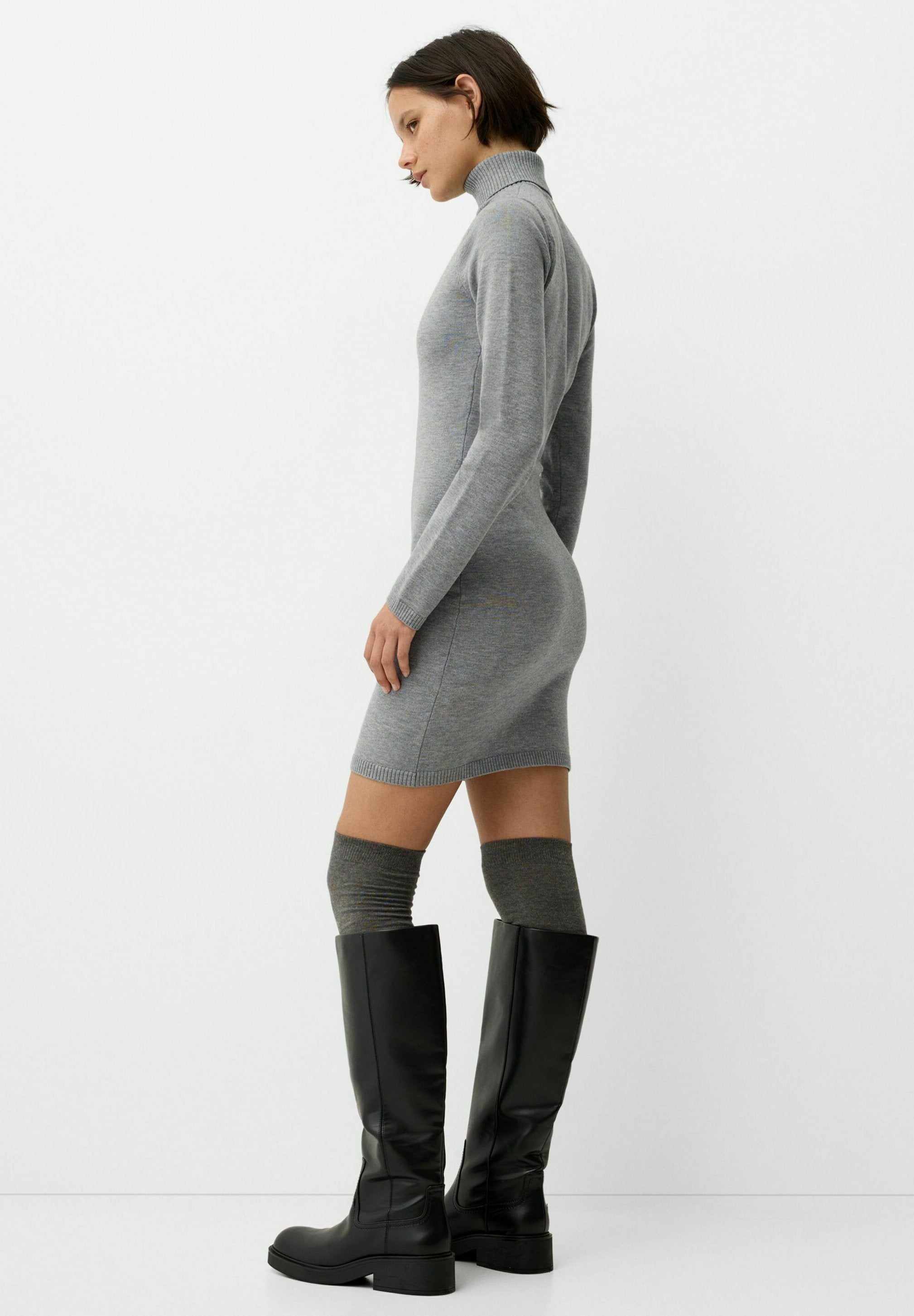Bershka HIGH NECK