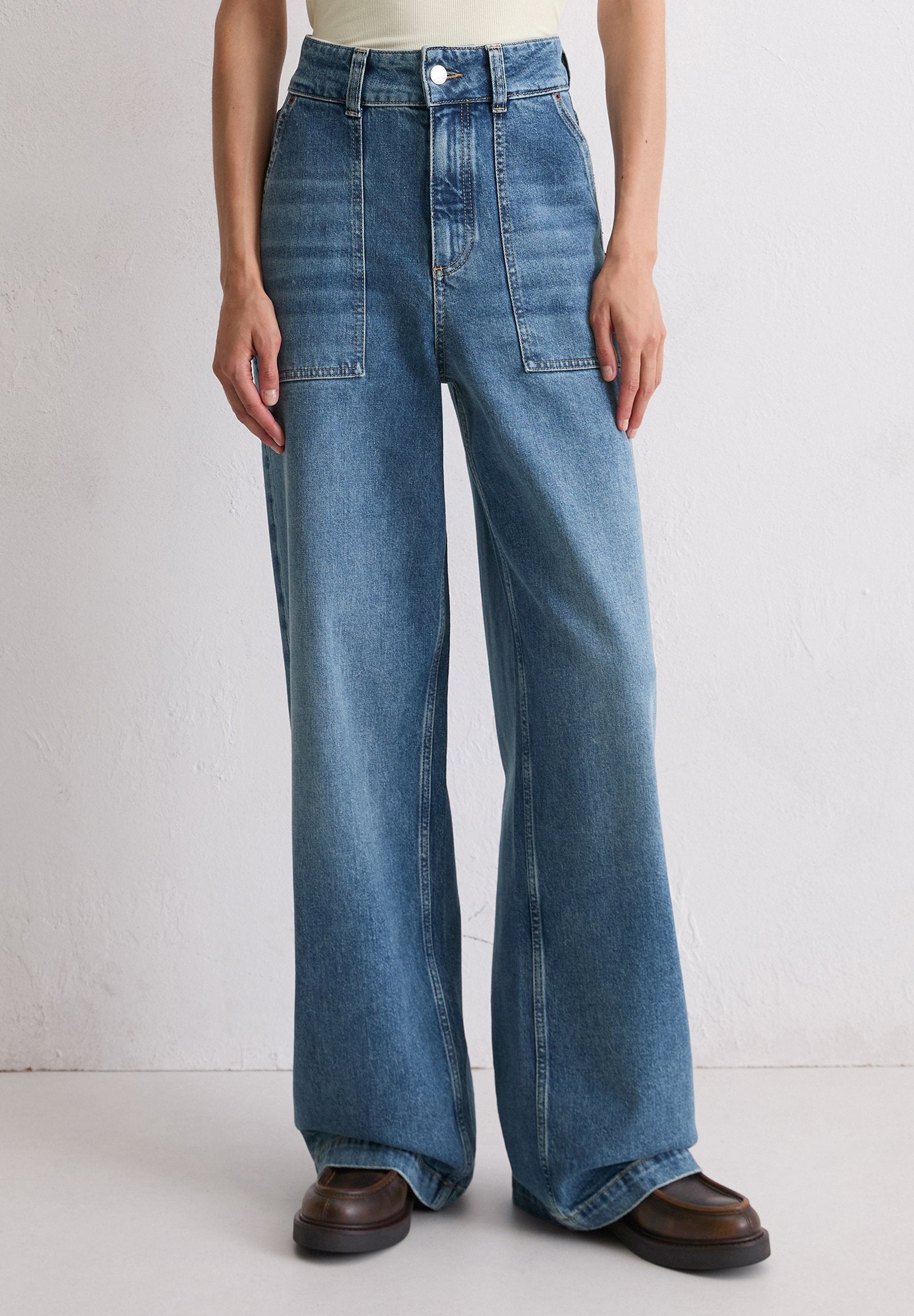 Marc O'Polo WIDE FIT REGULAR LENGTH HIGH WAIST PATCHED POCKETS DARTS
