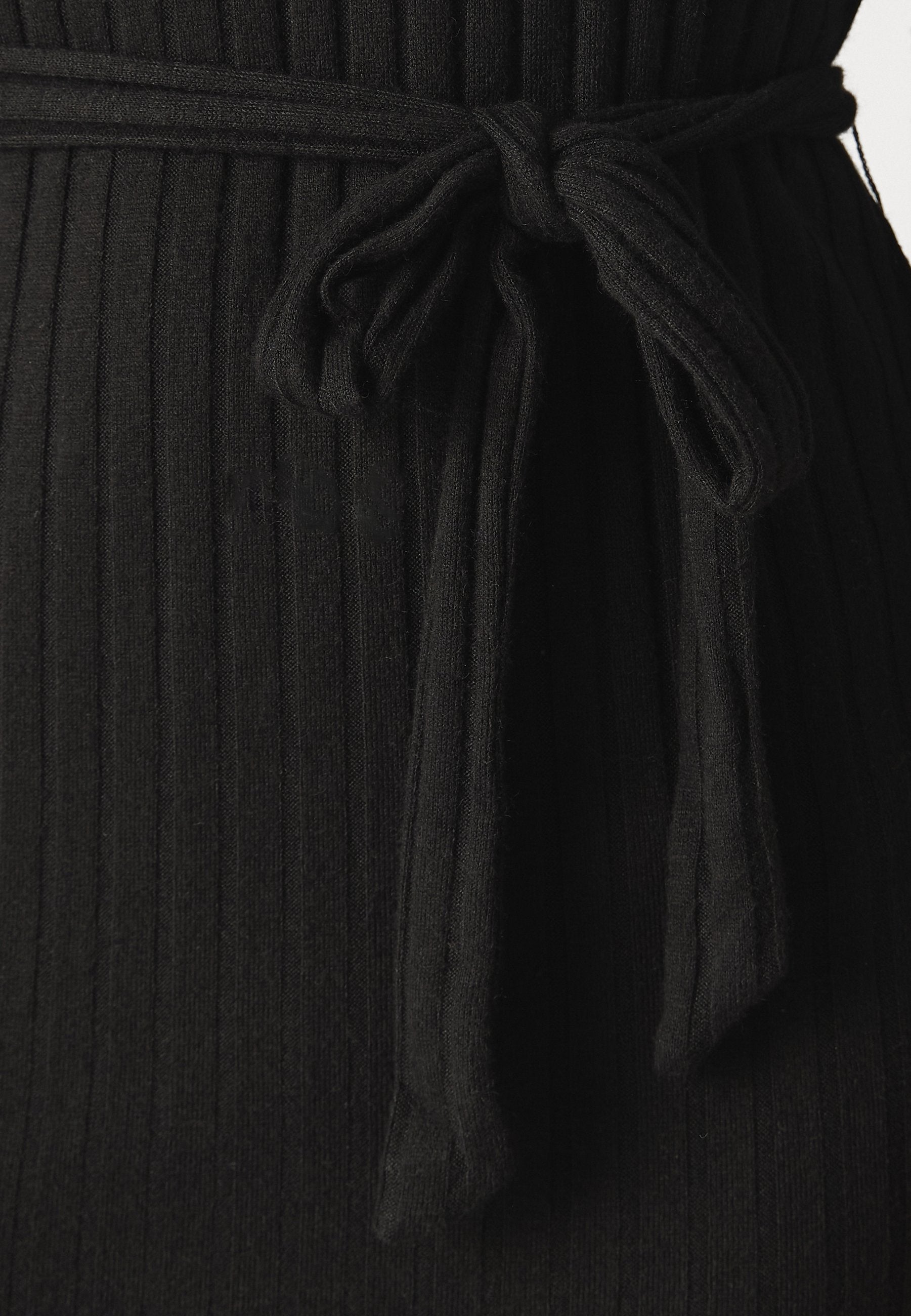 VILA VIDIVIA V-NECK