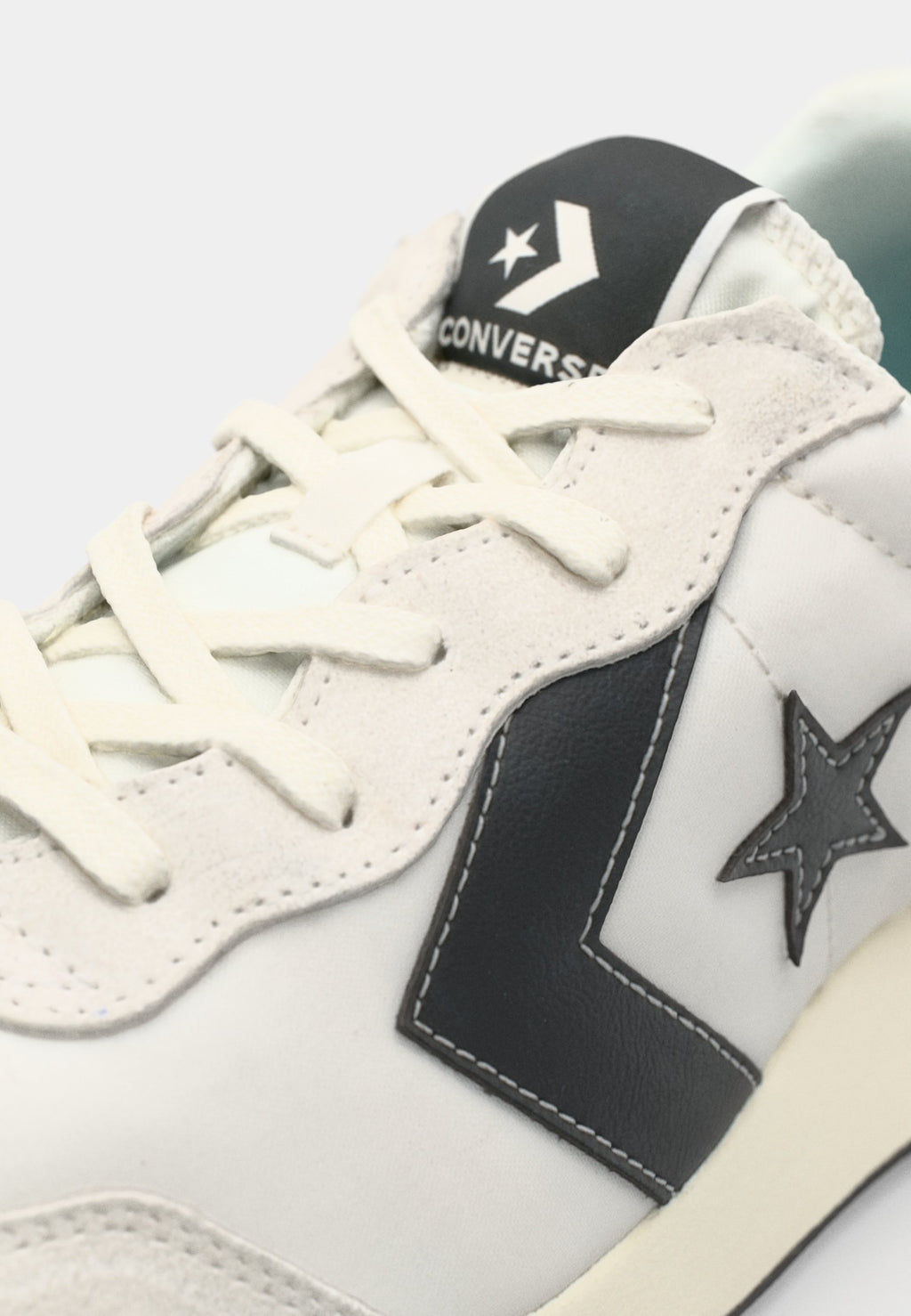 Converse OMEGA TRAINER UNISEX