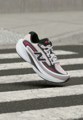 New Balance ELLIPSE V1 - Road running shoes - pink heat