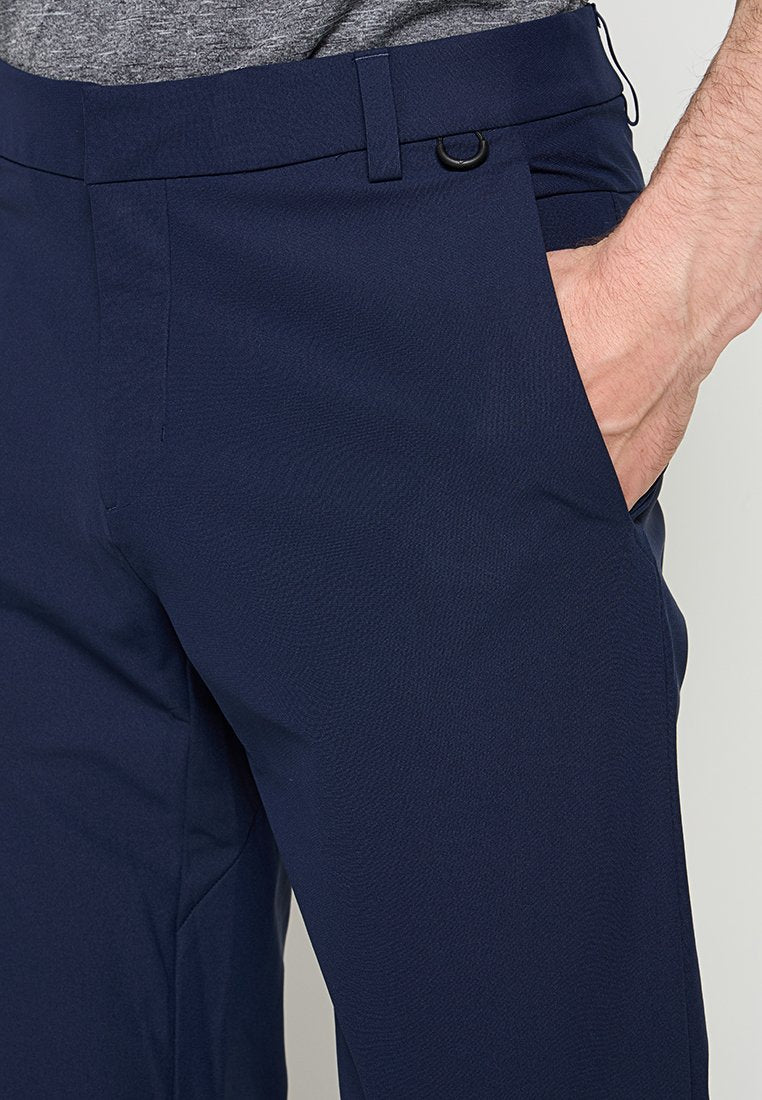 Nike Performance SLIM FIT