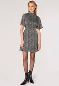 Apricot IKAT SLEEVE