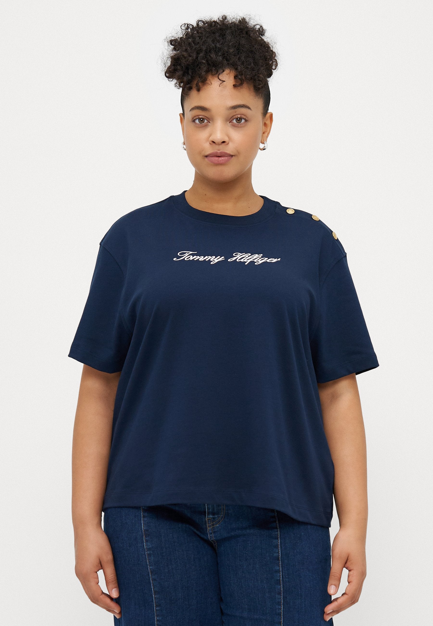 SCRIPT TEE Media 3
